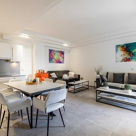 Modern 1 Bedrm With Balcony - Cannes-croisette 戛纳