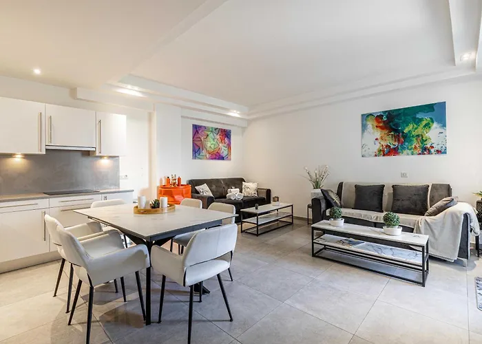 Modern 1 Bedrm With Balcony - Cannes-croisette Cannes