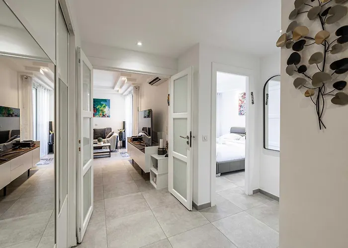 Modern 1 Bedrm With Balcony - Cannes-croisette *