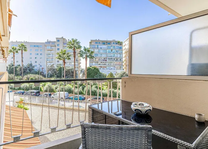 Modern 1 Bedrm With Balcony - Cannes-croisette Cannes