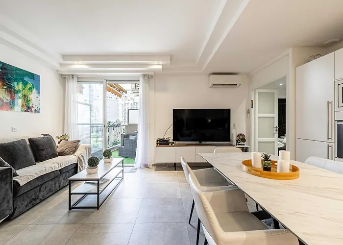 Modern 1 Bedrm With Balcony - Cannes-croisette *